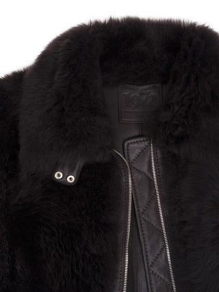 Lammfelljacke mit hohem Kragen