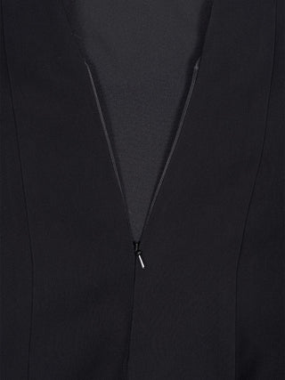 Wattiertes Kleid mit Stickerei