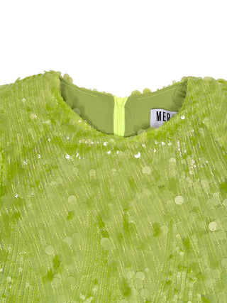 Langes Abendkleid in einem Limettenton