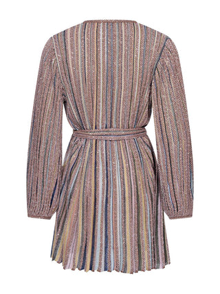 Kurzes Kleid mit Bindegürtel
