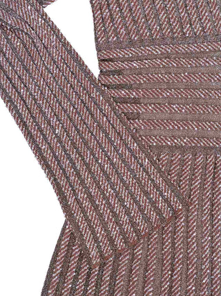 Langes Kleid mit V-Ausschnitt
