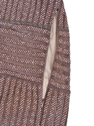 Langes Kleid mit V-Ausschnitt
