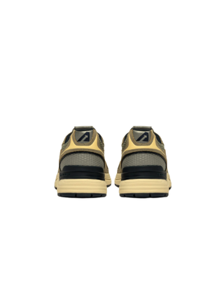 Sneakers Hyperway aus Wildleder und Mesh in Silver Sage und Spa Blu
