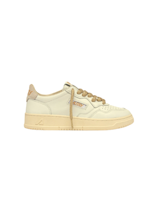 Sneakers Medalist Low aus Leder in Weiß und
  Lurex-Details in Gold