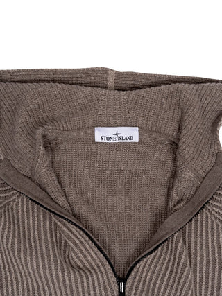Gestrickte Jacke mit Reißverschluss