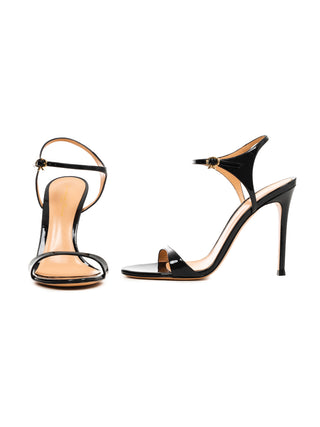Vernero High Heel in Schwarz