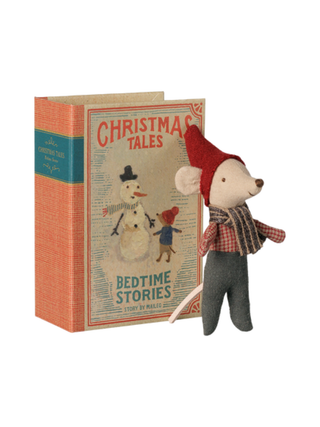 Weihnachtsmaus Baby im Buch