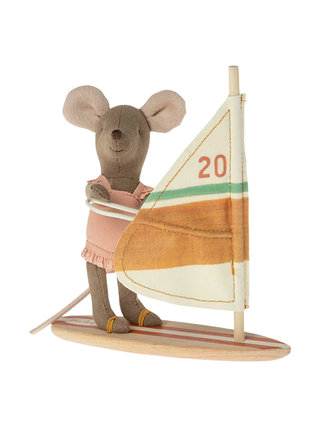 Strandmaus mit Surfboard - Kleine Schwester Maus