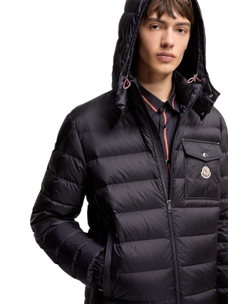 Verith kurze Daunenjacke mit Kapuze - Dunkelblau