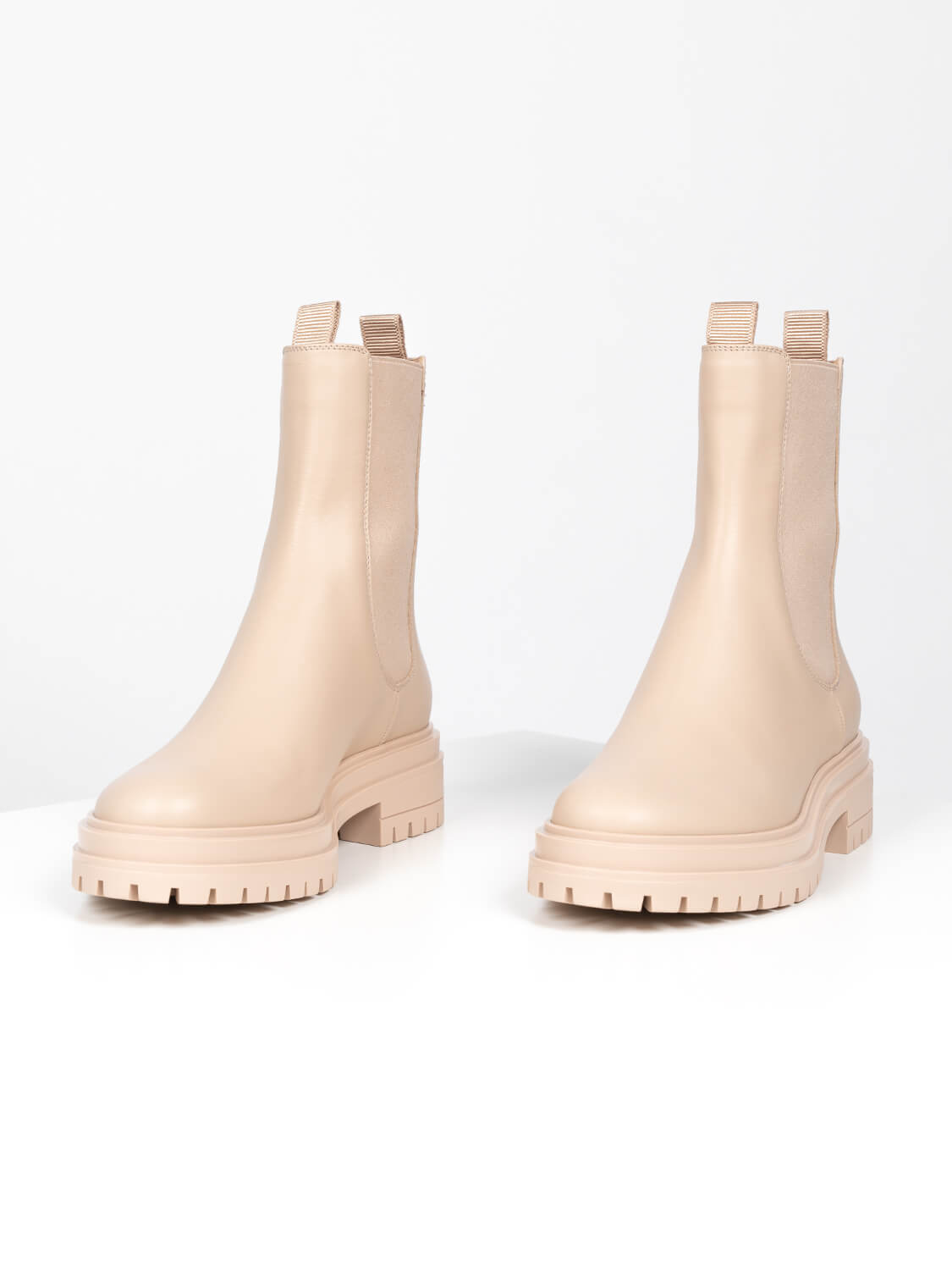 Chester Chelsea Boots - Beige