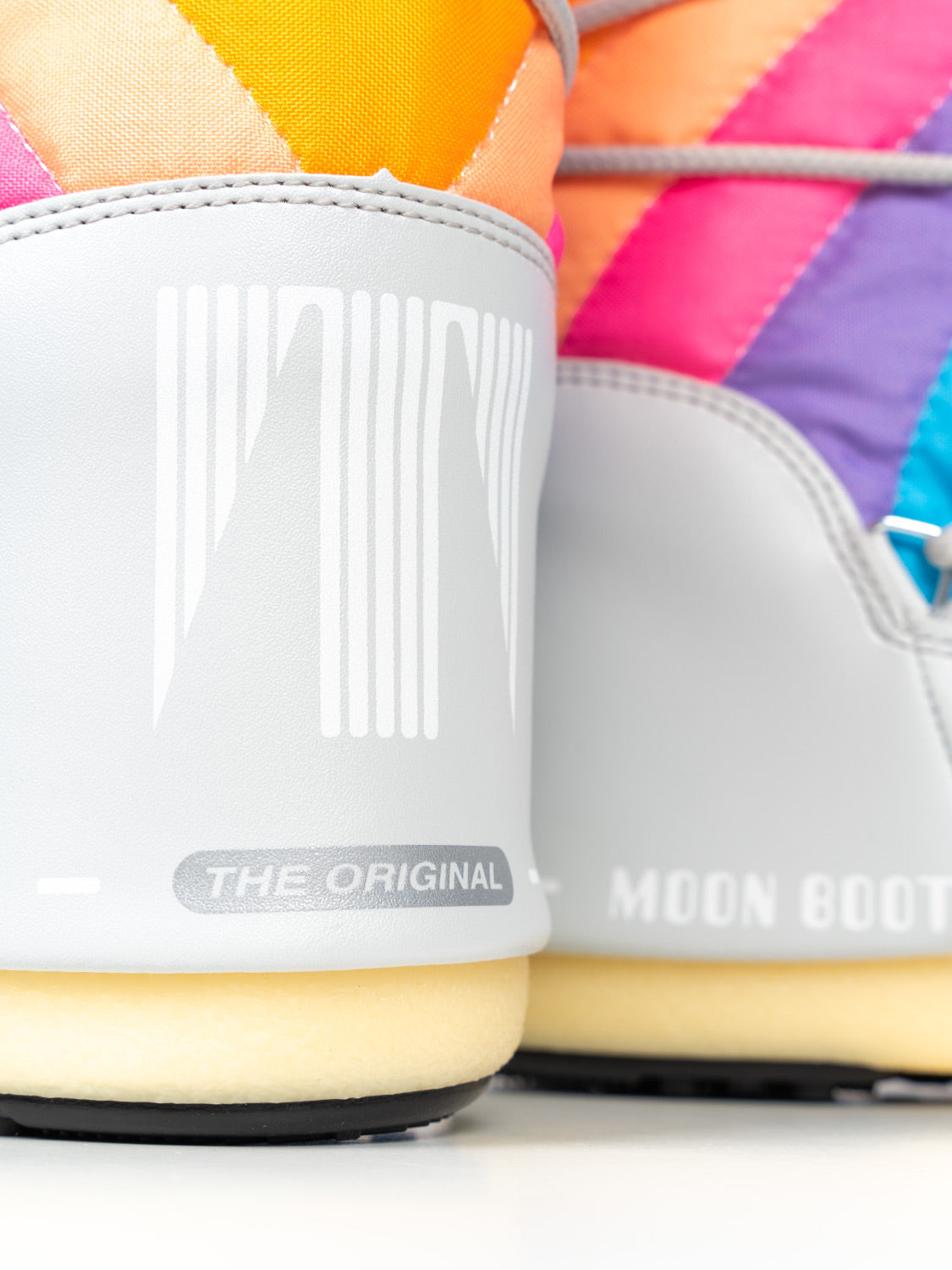 Moon Boot Icon Rainbow