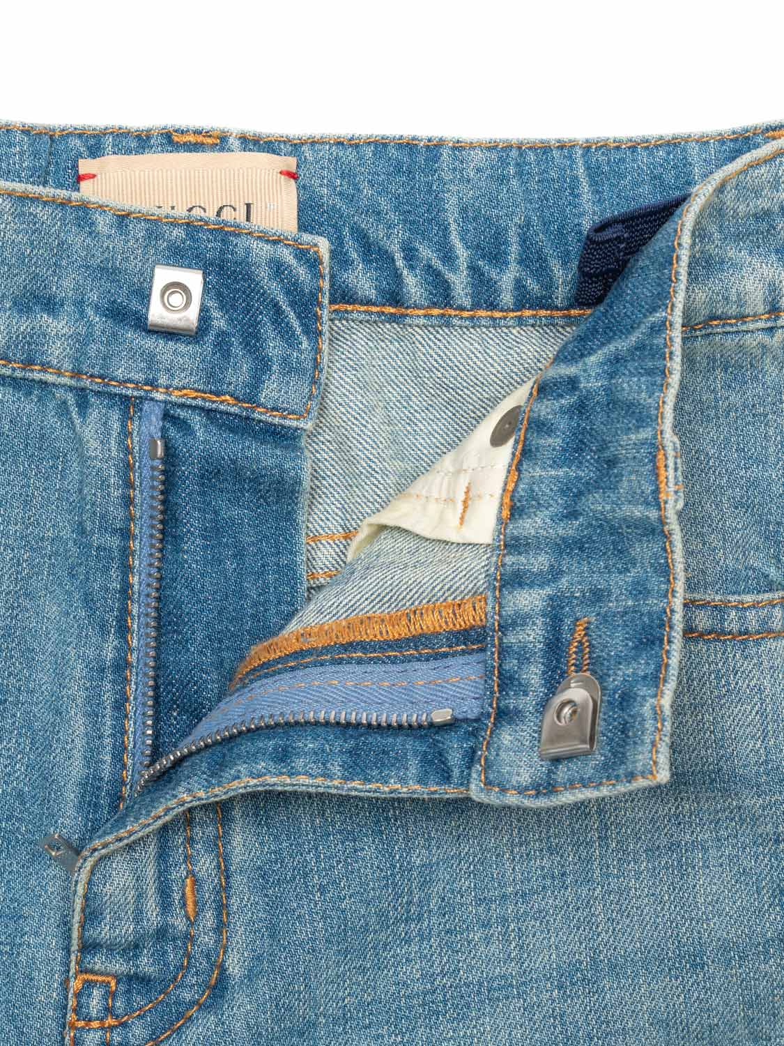 Jeans mit Lederetikett - Blau