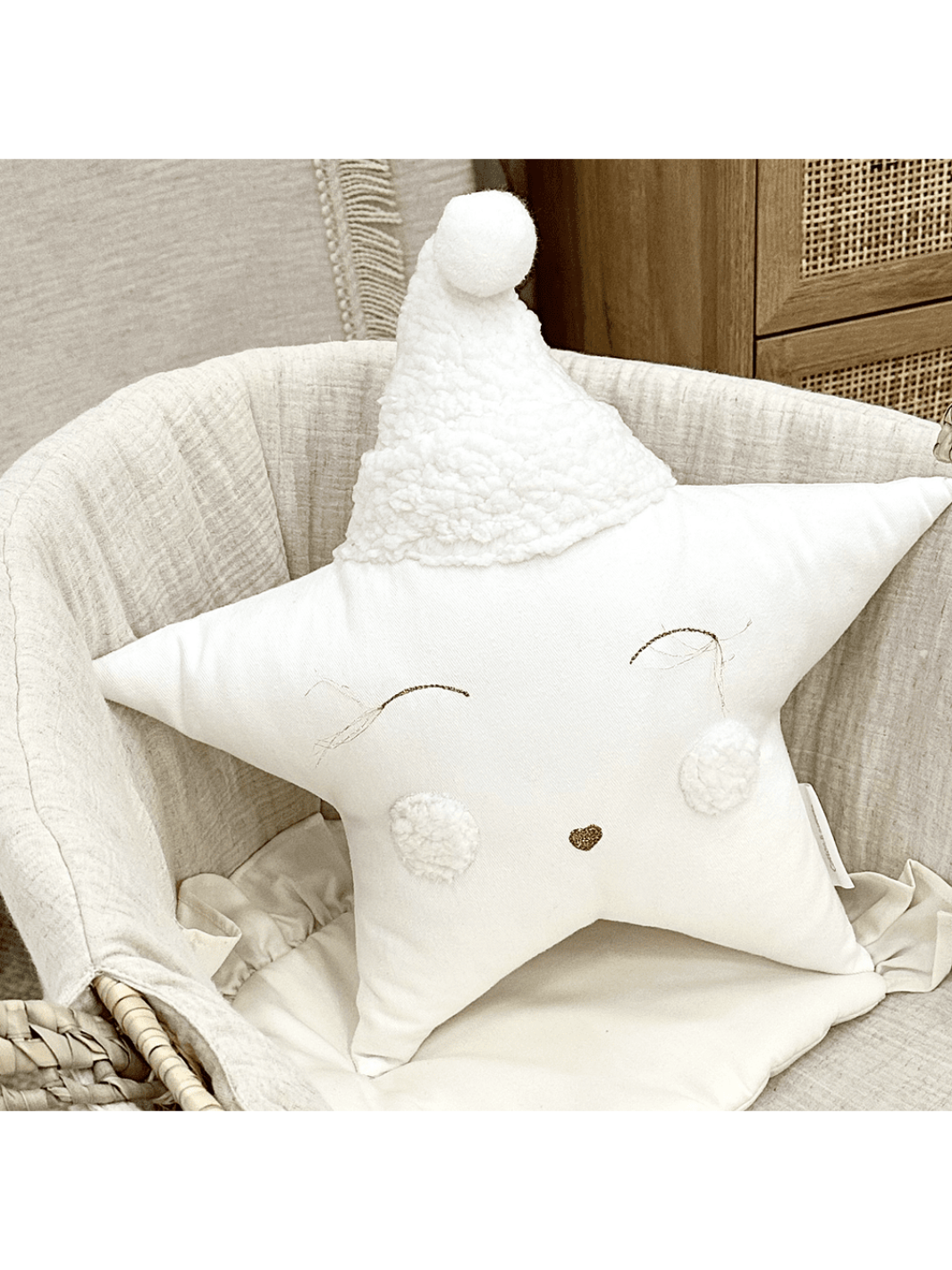 Schlafendes Sternenkissen mit Bouclé-Mütze - Weiß