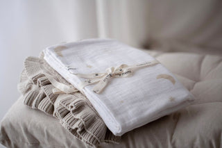 Bambus Decke mit Rüsche 85x105 - Cream