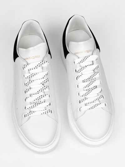 Sneaker mit Oversized-Sohle weiß/schwarz